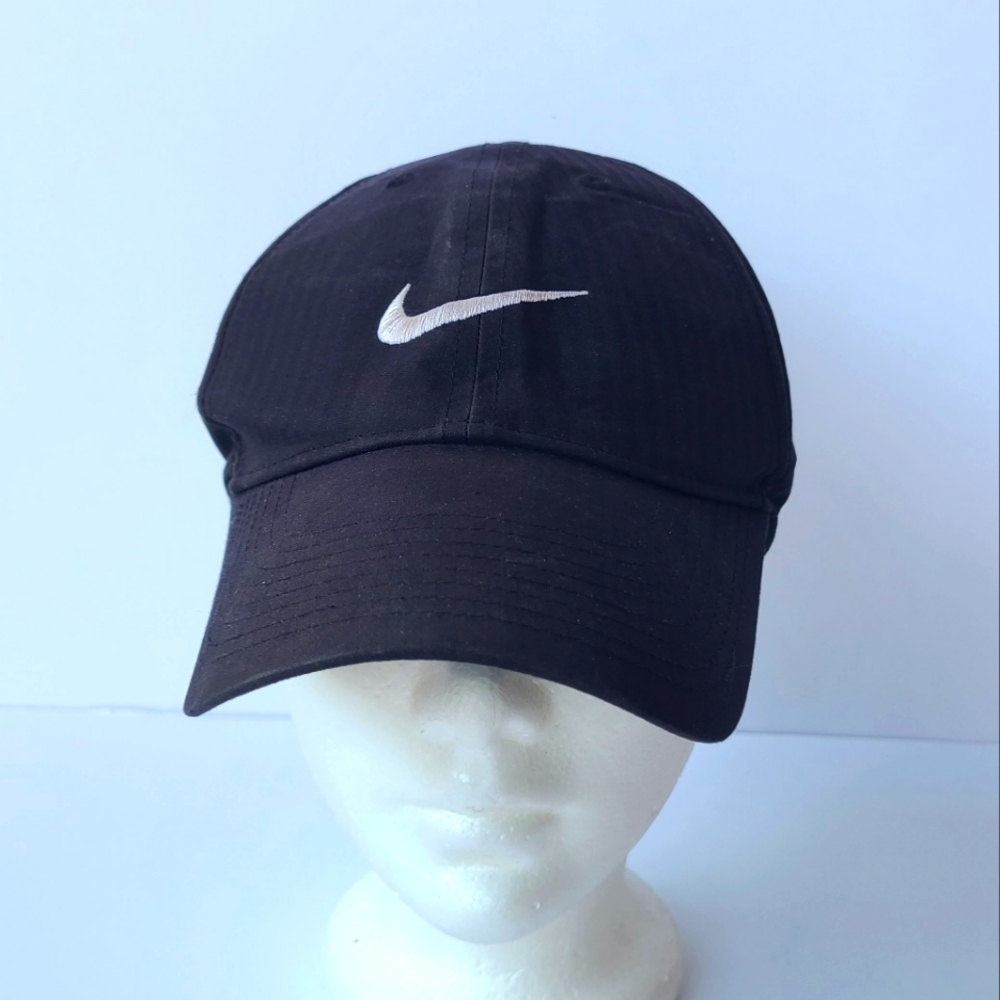 Nike Golf Legacy91 Tech Logo Performance Adjustable Hat - Black